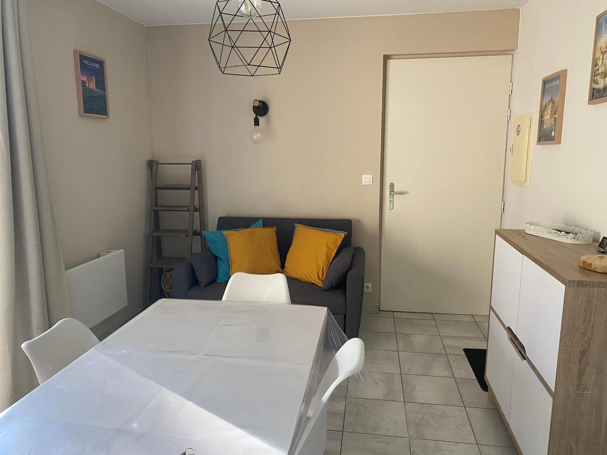 Vacances Ou Cnpe - Appart 2-3 Pers - Le Relais Du Plessis - Richelieu Chaveignes Екстер'єр фото